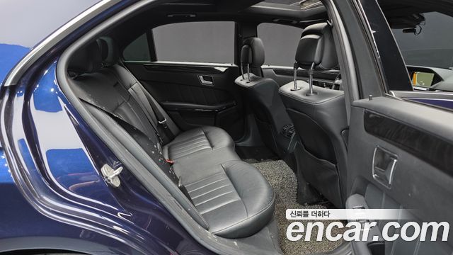 Mercedes-Benz E-Class (W212) E300 4MATIC Avantgarde 2016 — фото 12