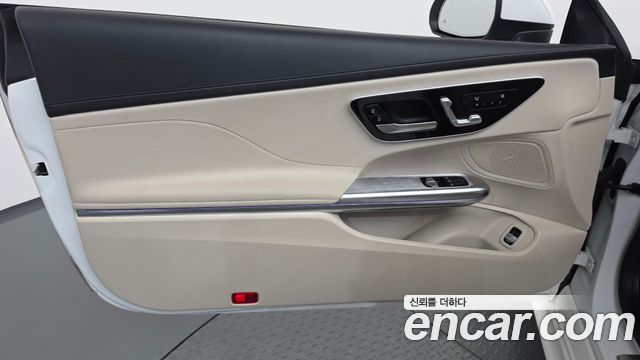Mercedes-Benz CLE-Class (C236) CLE200 Coupe 2024 — фото 24