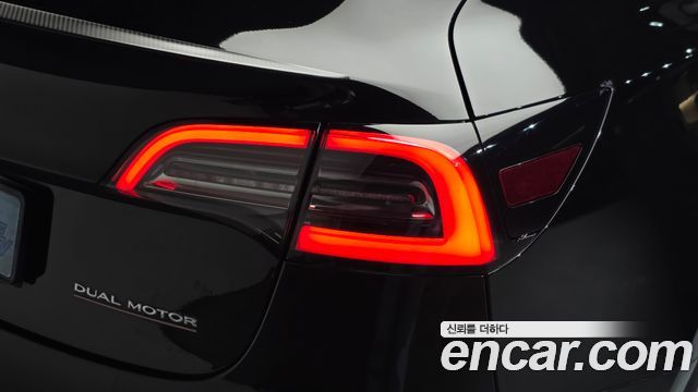 Tesla Model 3 Performance AWD 2021 — фото 23