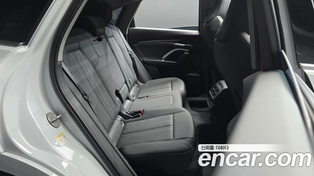 Audi Q5 (80A) 40 TFSI Quattro Sportback Advanced 2025 — фото 11
