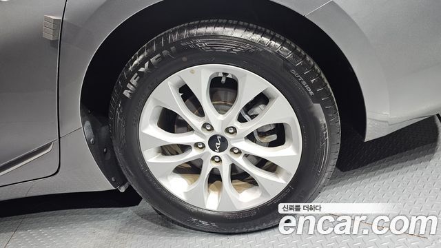 Kia K8 3.5 LPG 2WD Standard(Taxi) 2024 — фото 21