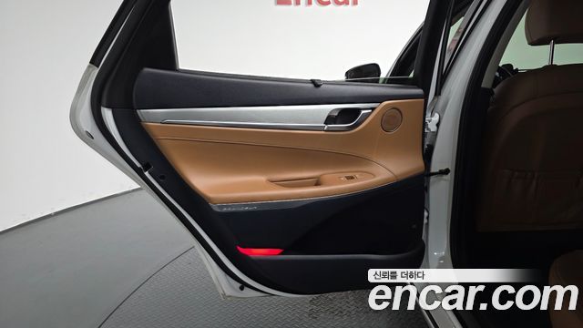 Hyundai Grandeur (IG) 3.0 Exclusive Special 2019 — фото 25