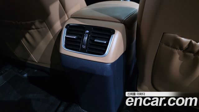 Hyundai Grandeur (IG) 3.0 Exclusive Special 2019 — фото 31