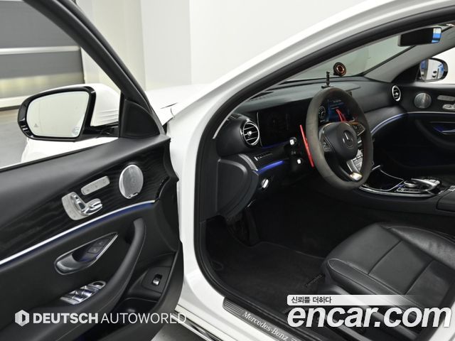 Mercedes-Benz E-Class (W213) E300 4MATIC Avnatgarde 2018 — фото 15