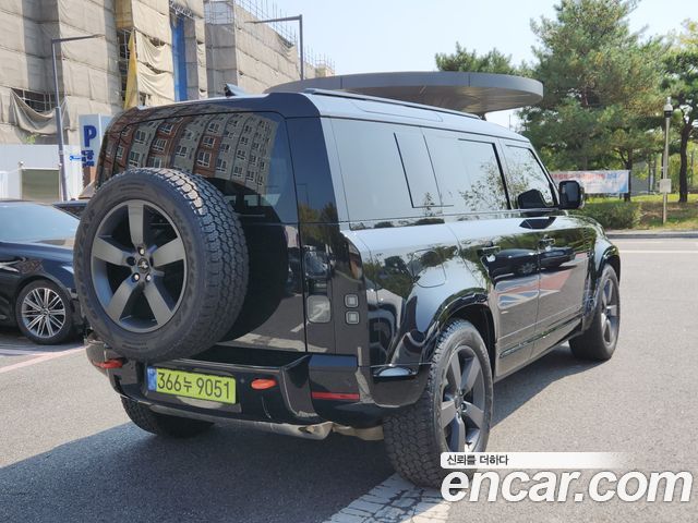 Land Rover Defender (L663) 110 P400 X 2026 — фото 5