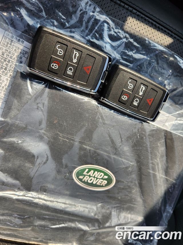 Land Rover Defender (L663) 110 P400 X 2026 — фото 22