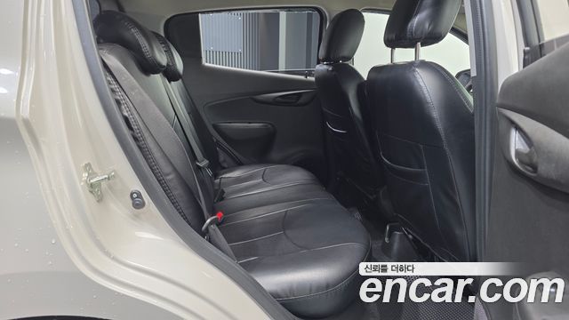 Chevrolet Spark LT 2019 — фото 12