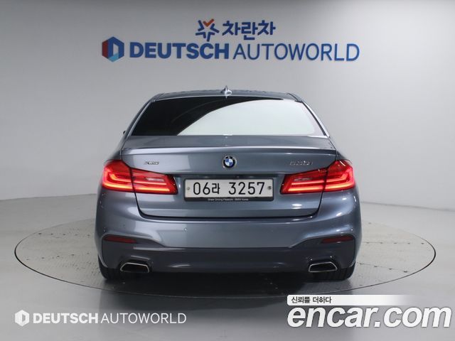 BMW 5 Series (G30) 530i xDrive M Sport Package Plus 2017 — фото 4