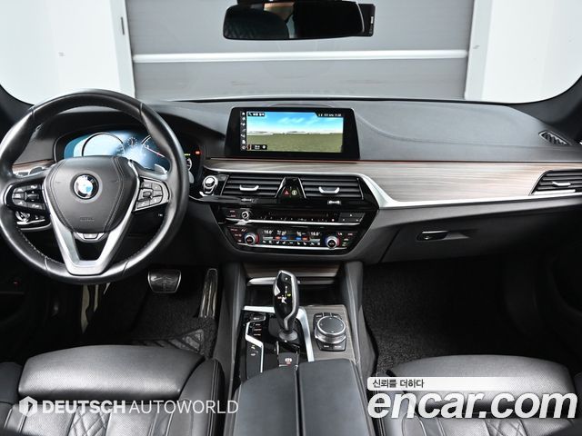 BMW 5 Series (G30) 530i xDrive M Sport Package Plus 2017 — фото 8