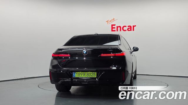 BMW 7 Series (G70) 740i xDrive M Sport 2025 — фото 4