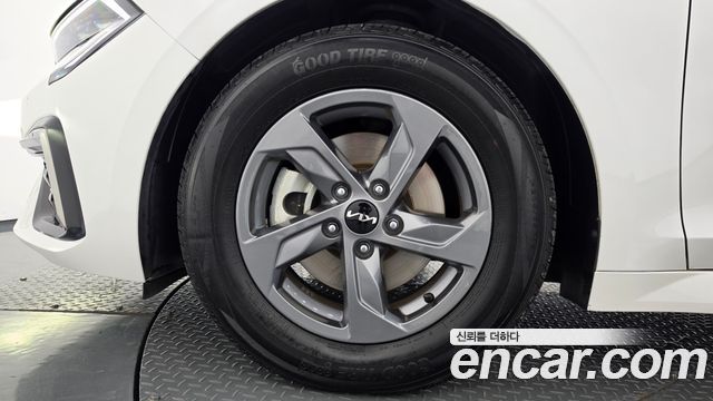 Kia K5 (III) 2.0 LPi(Rent) Trendy 2025 — фото 5