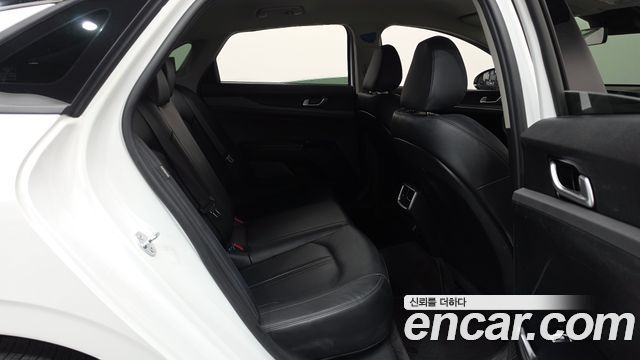 Kia K5 (III) 2.0 LPi(Rent) Trendy 2025 — фото 15