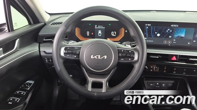 Kia K5 (III) 2.0 LPi(Rent) Trendy 2025 — фото 16