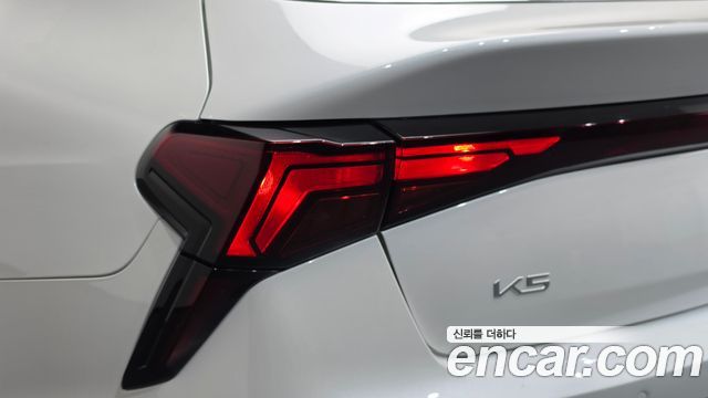 Kia K5 (III) 2.0 LPi(Rent) Trendy 2025 — фото 29