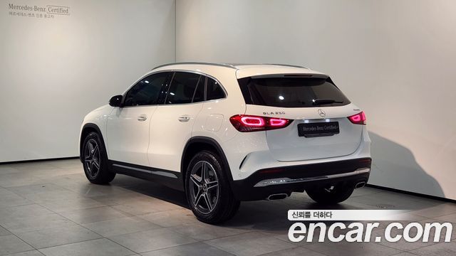 Mercedes-Benz GLA-Class (H247) GLA250 4MATIC 2023 — фото 2
