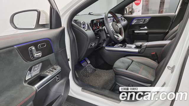 Mercedes-Benz GLA-Class (H247) GLA250 4MATIC 2023 — фото 8