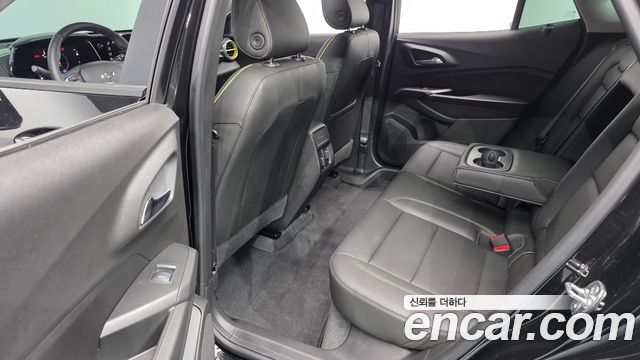 Chevrolet Trax Crossover 1.2 ACTIV 2025 — фото 12