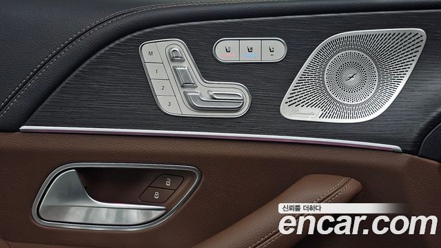 Mercedes-Benz GLS-Class (X167) GLS580 4MATIC 2024 — фото 40