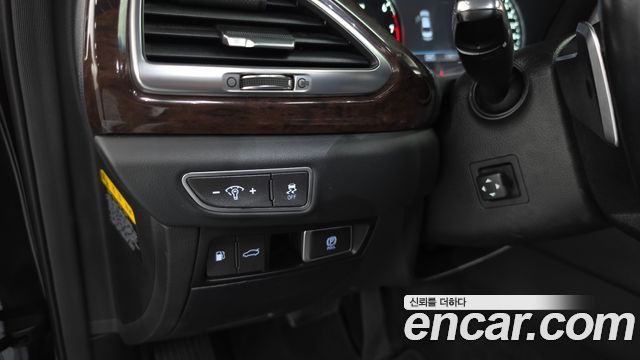 Genesis EQ900 3.3 T-GDI AWD Luxury 2016 — фото 36
