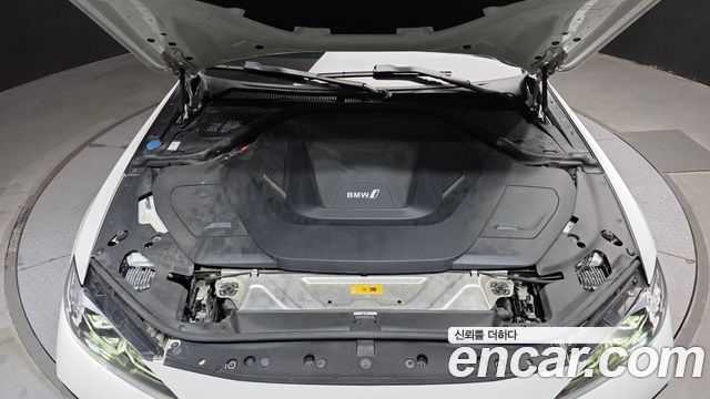 BMW i4 eDrive40 M Sports 2022 — фото 6