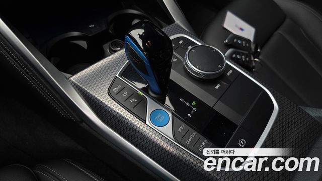 BMW i4 eDrive40 M Sports 2022 — фото 9