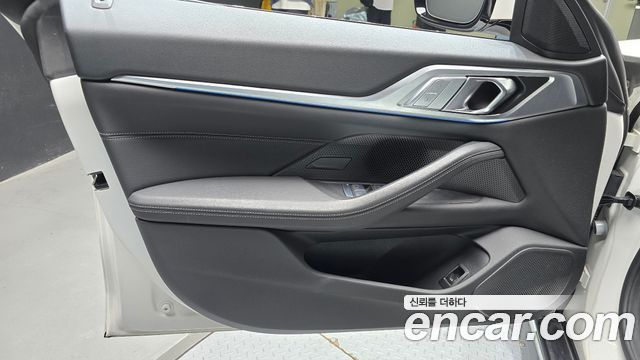 BMW i4 eDrive40 M Sports 2022 — фото 24