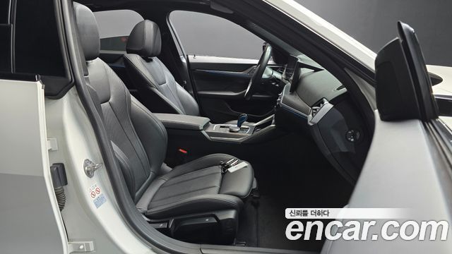 BMW i4 eDrive40 M Sports 2022 — фото 26
