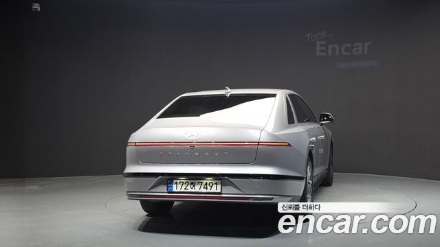 Hyundai Grandeur (GN7) 2,5 Gasoline 2WD Exclusive 2023 — фото 4
