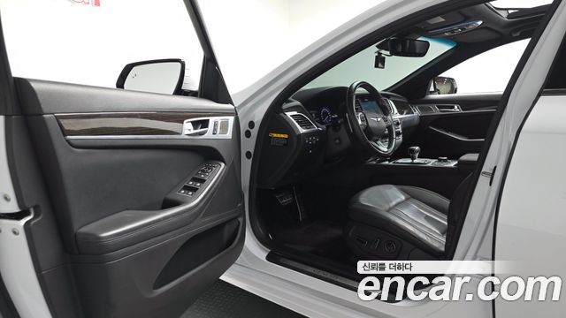 Genesis G80 3.3 GDI AWD Premium Luxury 2019 — фото 10