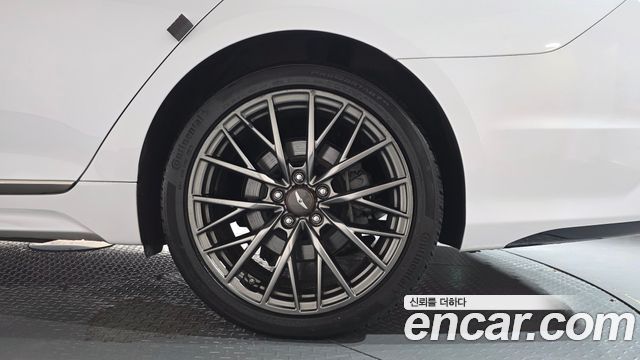 Genesis G80 3.3 GDI AWD Premium Luxury 2019 — фото 21