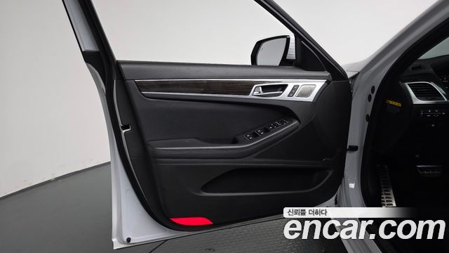 Genesis G80 3.3 GDI AWD Premium Luxury 2019 — фото 24