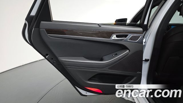 Genesis G80 3.3 GDI AWD Premium Luxury 2019 — фото 25
