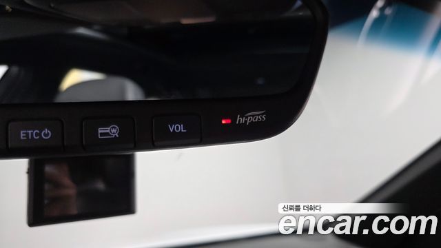 Genesis G80 3.3 GDI AWD Premium Luxury 2019 — фото 29