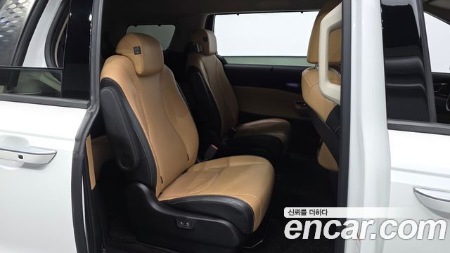 Kia Carnival (IV) Diesel 9-Seater Signature 2022 — фото 11