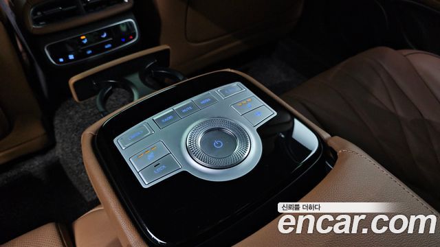 Genesis G80 (RG3) Gasoline 2.5 Turbo AWD 2022 — фото 30