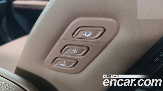 Hyundai Santa Fe (MX5) HEV 1.6 2WD Calligraphy 2025 — фото 18