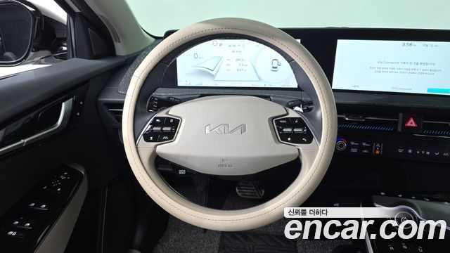 Kia EV6 Long Range Earth 2022 — фото 18