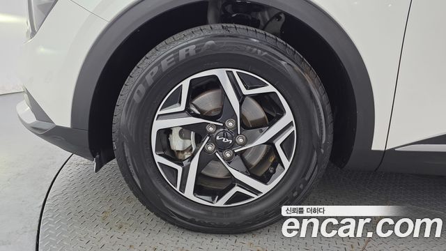 Kia Sportage (V) Gasoline 1.6 Turbo 2WD Prestige 2022 — фото 5