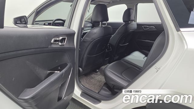 Kia Sportage (V) Gasoline 1.6 Turbo 2WD Prestige 2022 — фото 16