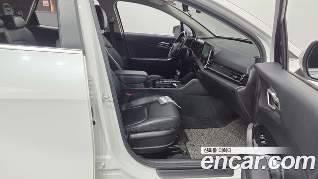 Kia Sportage (V) Gasoline 1.6 Turbo 2WD Prestige 2022 — фото 32