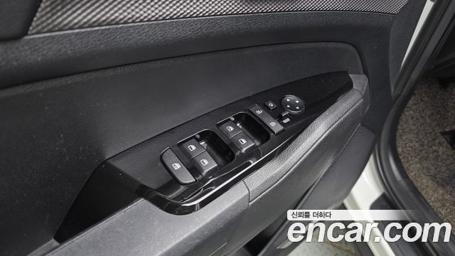 Kia Sportage (V) Gasoline 1.6 Turbo 2WD Prestige 2022 — фото 33