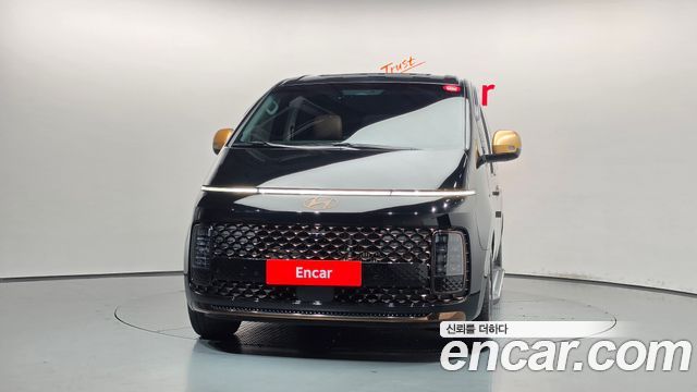 Hyundai Staria HEV 1.6 Lounge 7-Seater Inspiration 2025 — фото 3