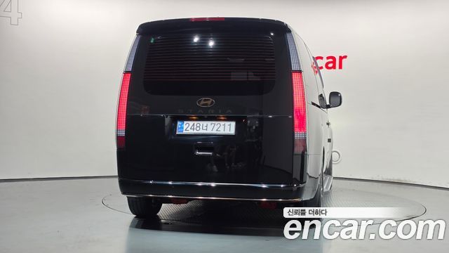 Hyundai Staria HEV 1.6 Lounge 7-Seater Inspiration 2025 — фото 4