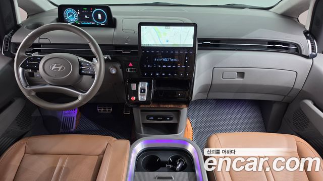 Hyundai Staria HEV 1.6 Lounge 7-Seater Inspiration 2025 — фото 7