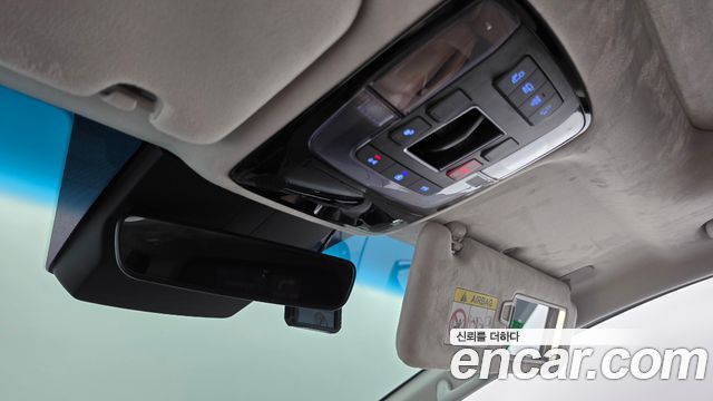 Hyundai Staria HEV 1.6 Lounge 7-Seater Inspiration 2025 — фото 28