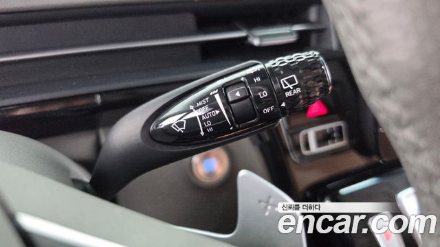 Hyundai Staria HEV 1.6 Lounge 7-Seater Inspiration 2025 — фото 34
