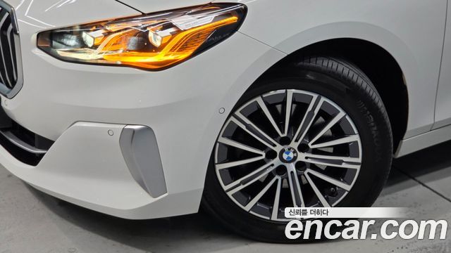 BMW 2 Series Active Tourer (U06) 220i Luxury 2024 — фото 3