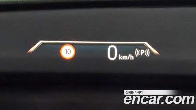 BMW 2 Series Active Tourer (U06) 220i Luxury 2024 — фото 22