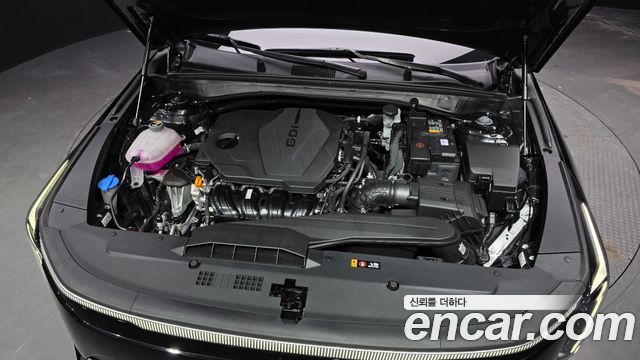 Kia K8 2.5 Gasoline 2WD Noblesse 2025 — фото 6