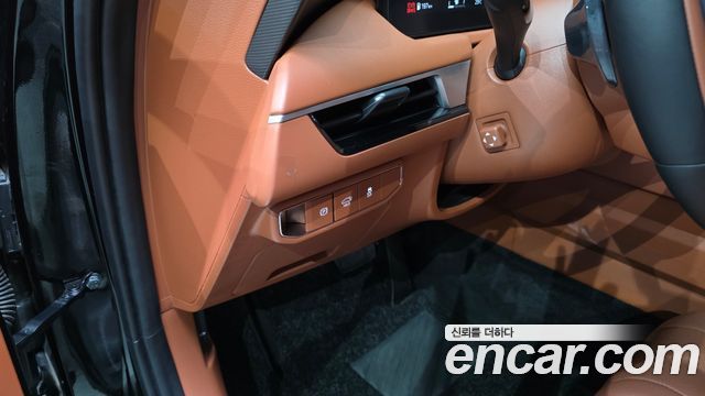 Kia K8 2.5 Gasoline 2WD Noblesse 2025 — фото 27